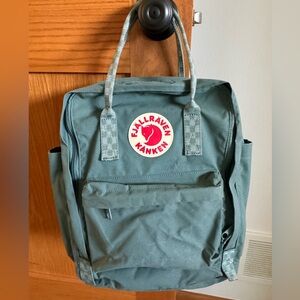 Fjall Raven Kanken Backpack
